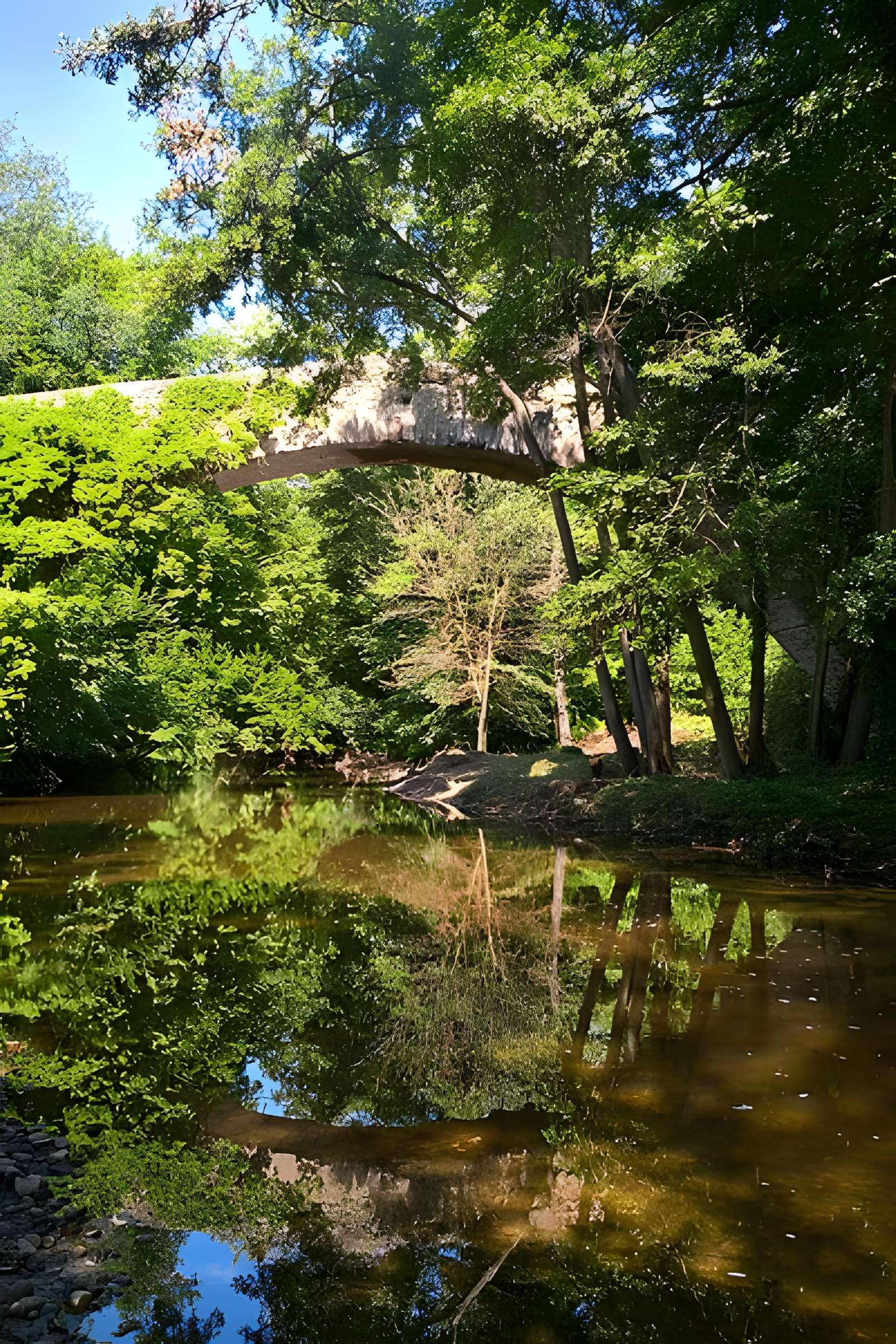 Pont de la Bajasse (également sur commune de Fontannes)