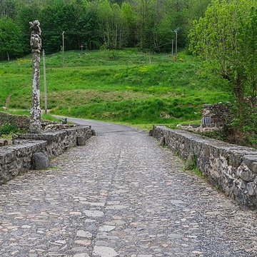 Pont des Pèlerins de Saint-Chély-dAubrac