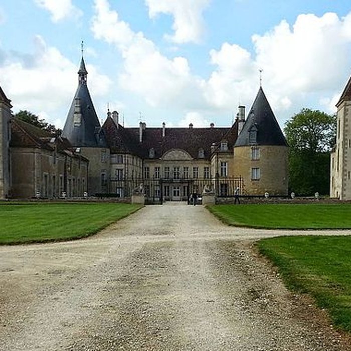 Photo de Château de Commarin