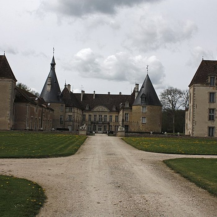 Photo de Château de Commarin