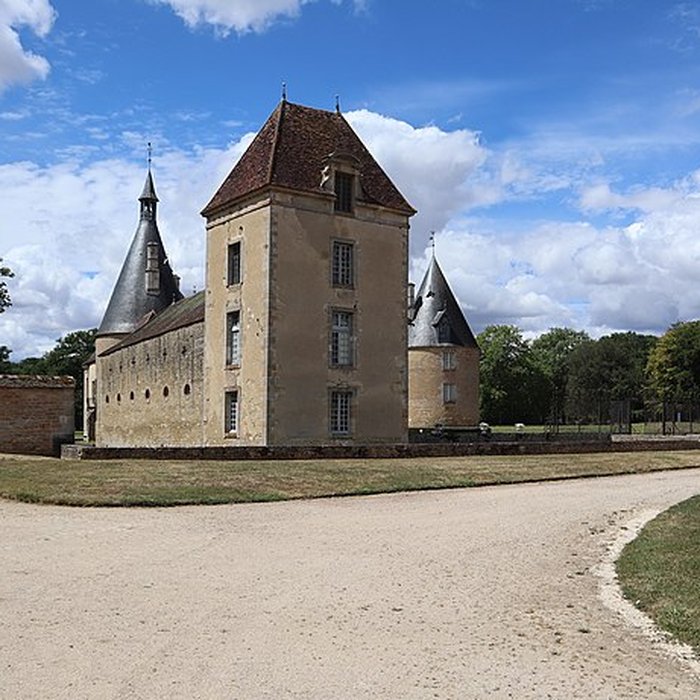Photo de Château de Commarin