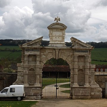 Château de Commarin