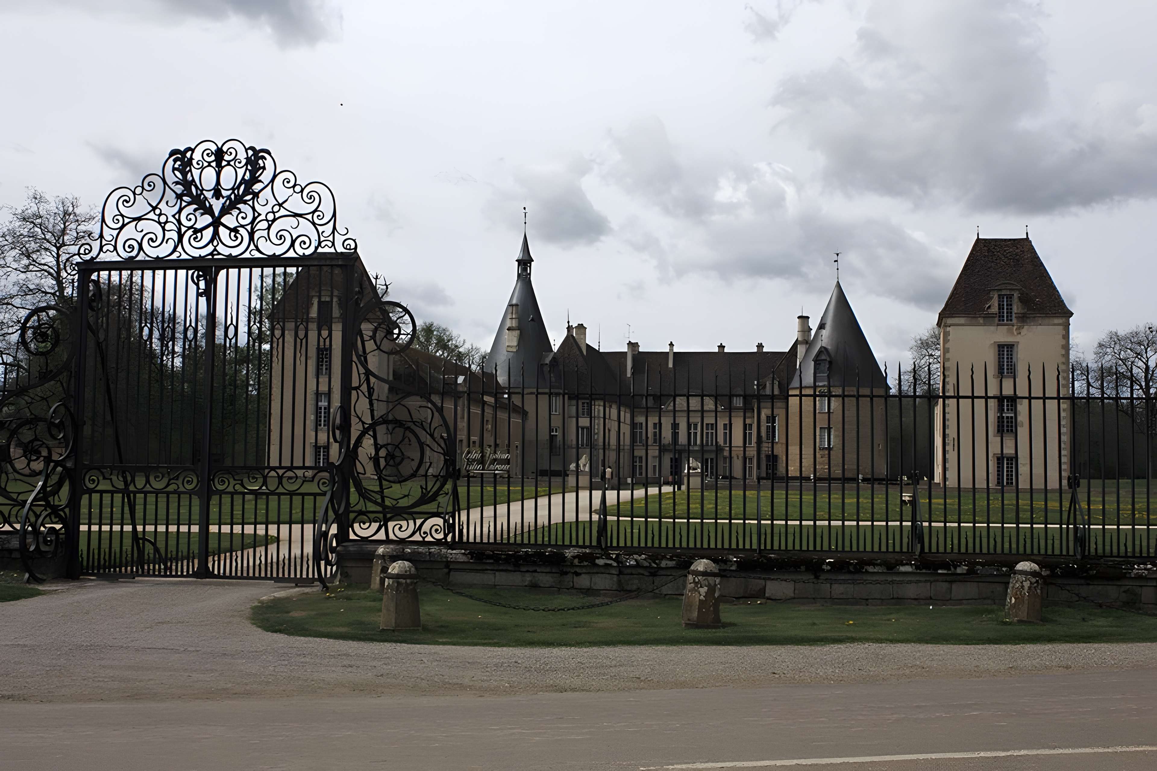 Château de Commarin