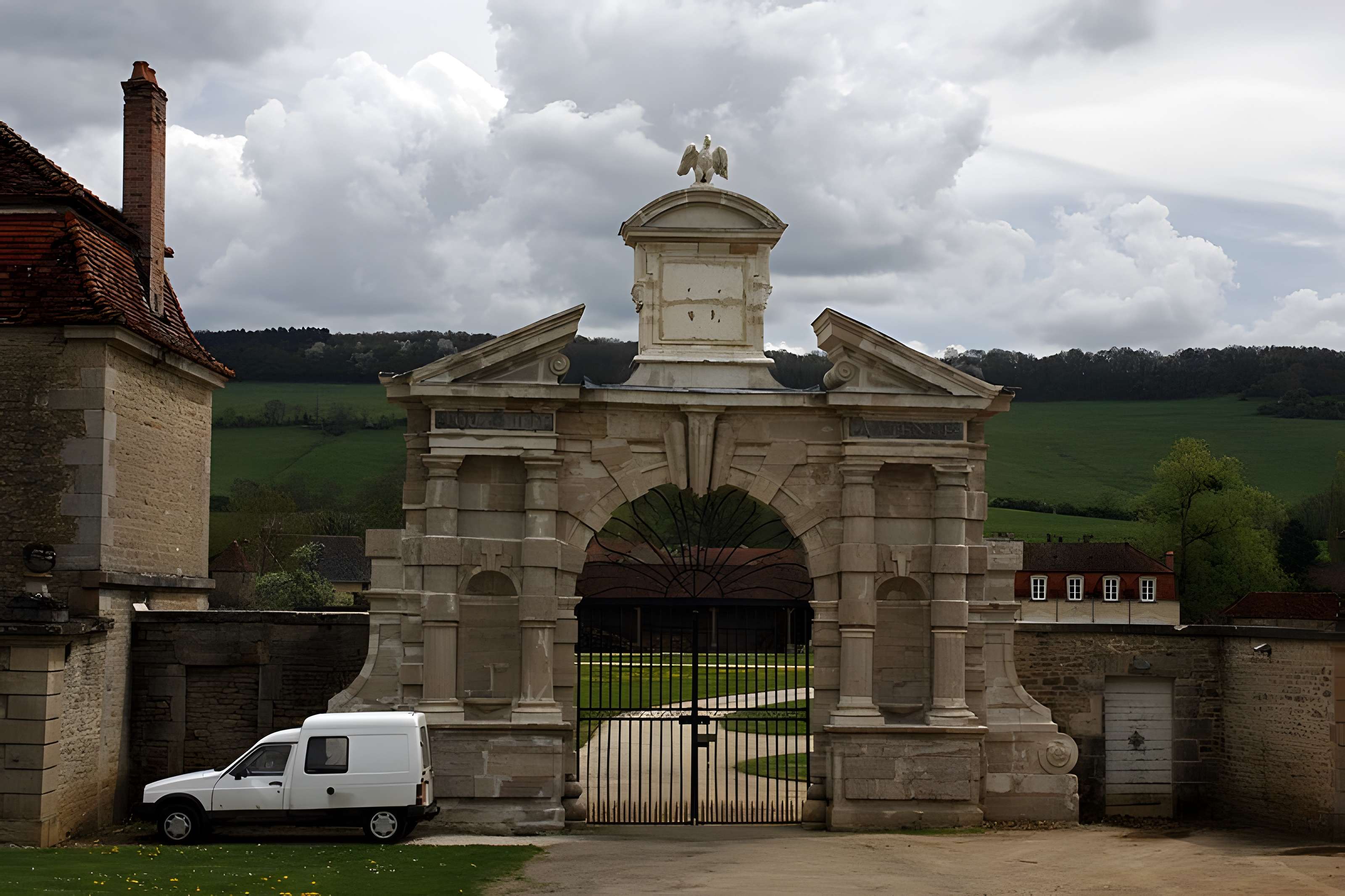 Château de Commarin