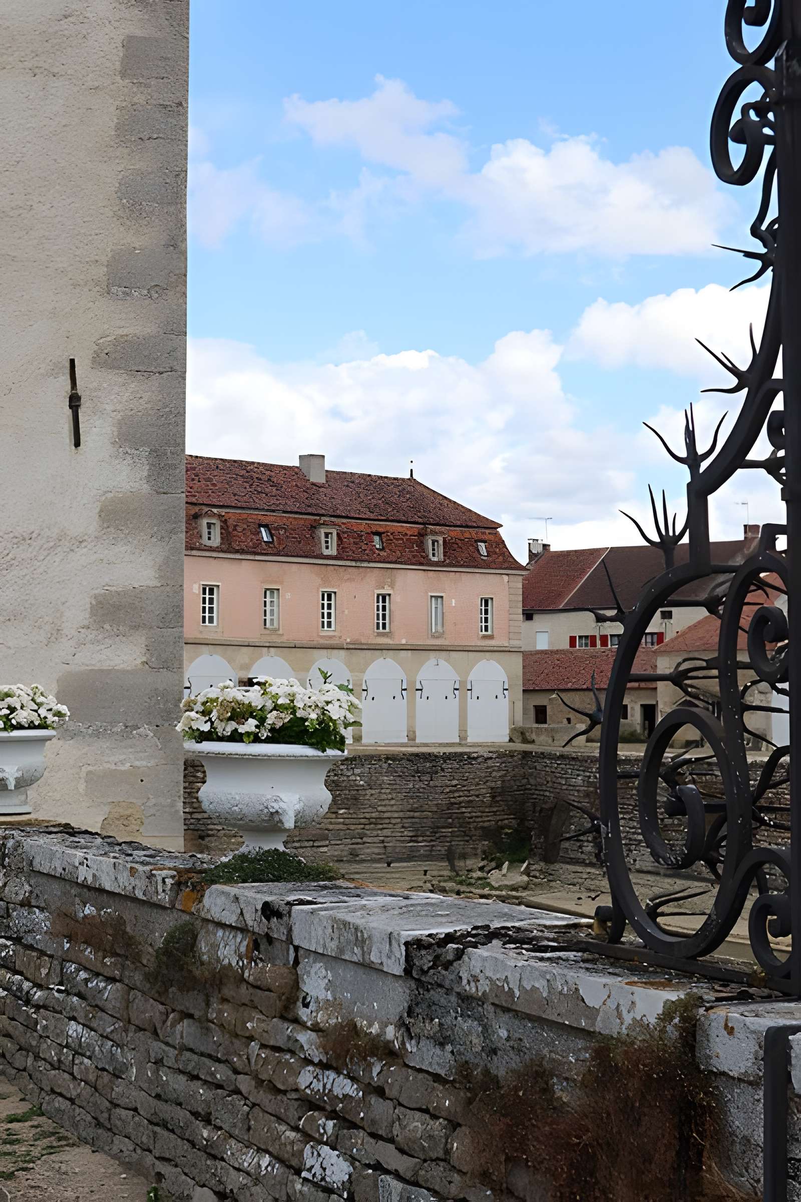 Château de Commarin