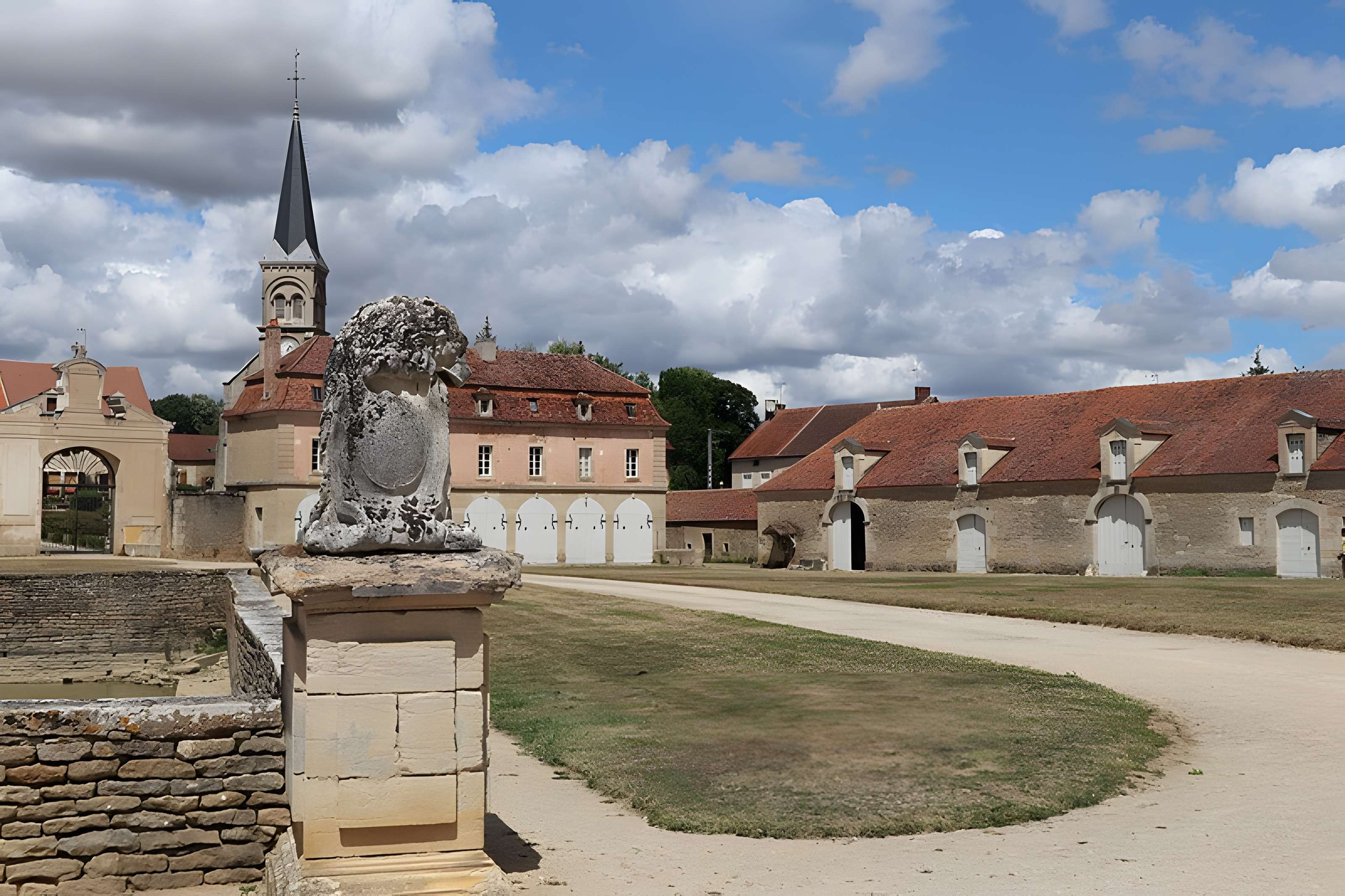 Château de Commarin