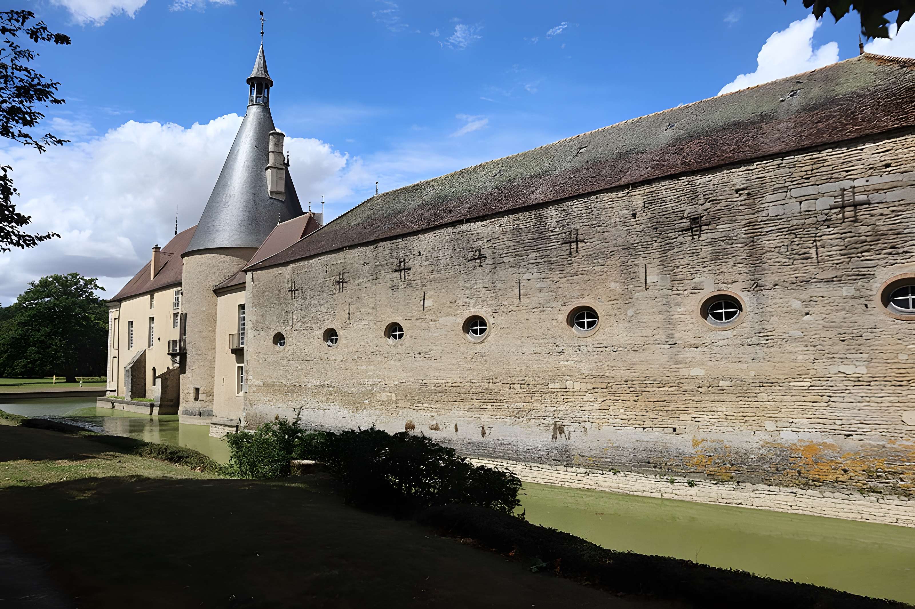 Château de Commarin
