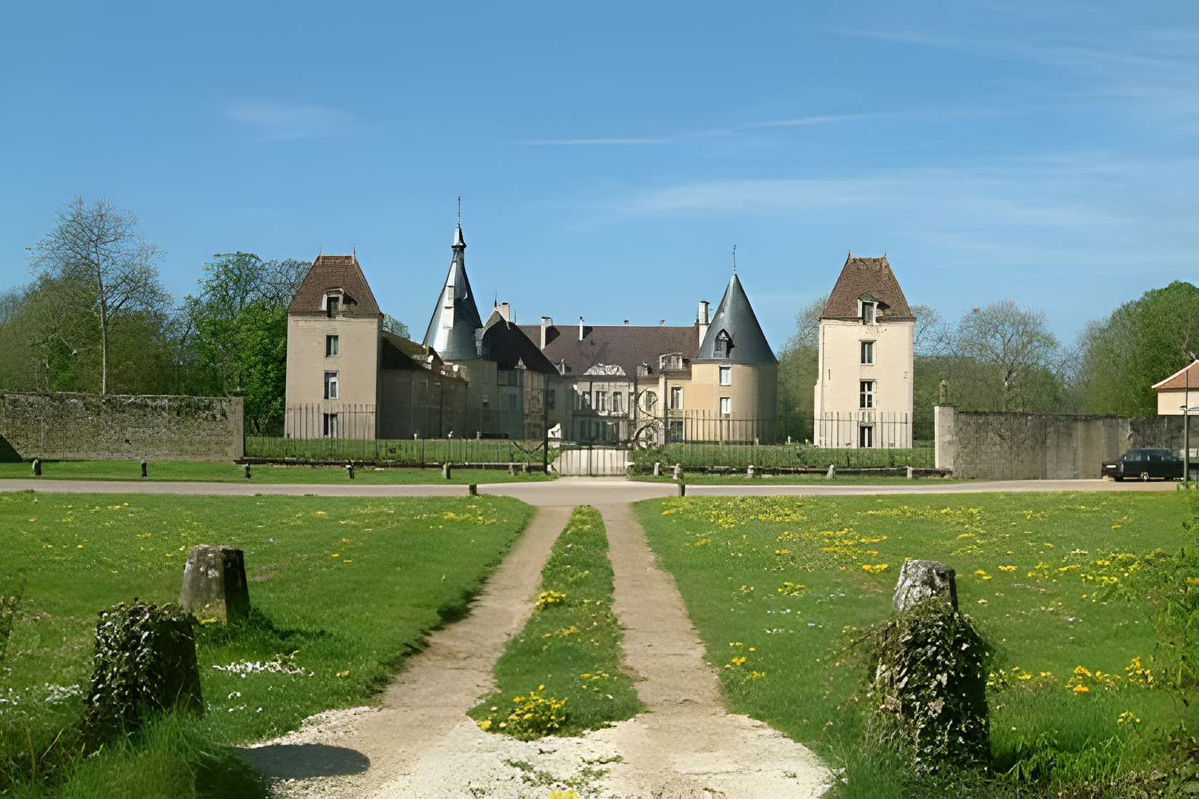 Château de Commarin 