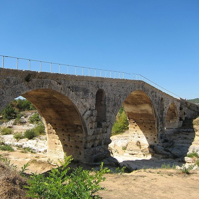 Photo de Pont Julien de Bonnieux