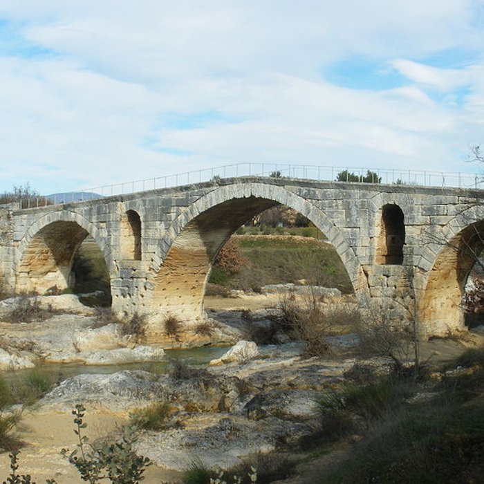Photo de Pont Julien de Bonnieux