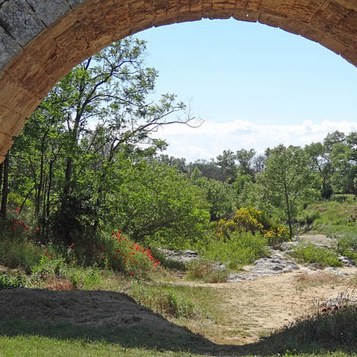 Photo de Pont Julien de Bonnieux