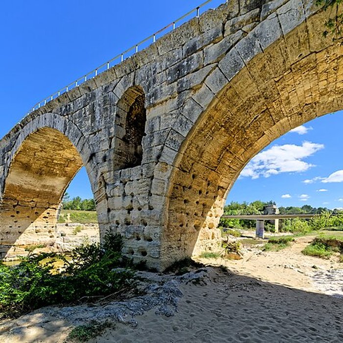 Photo de Pont Julien de Bonnieux