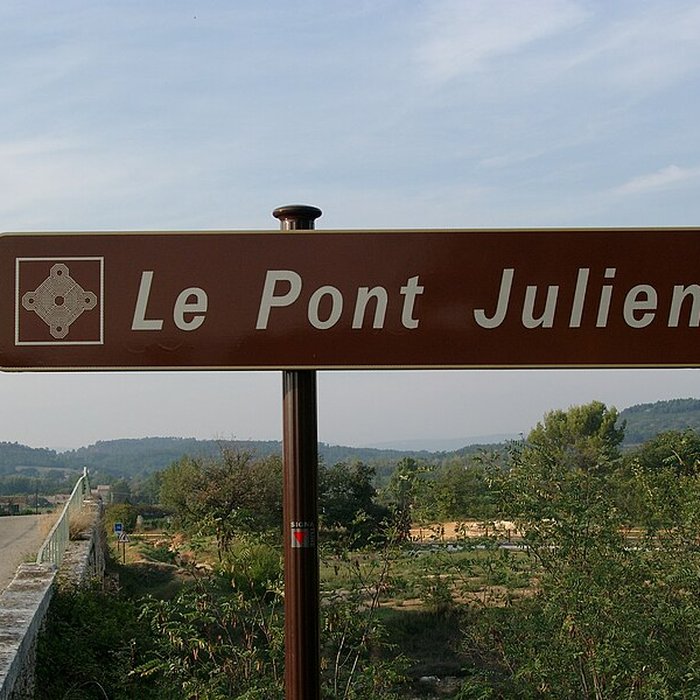 Photo de Pont Julien de Bonnieux