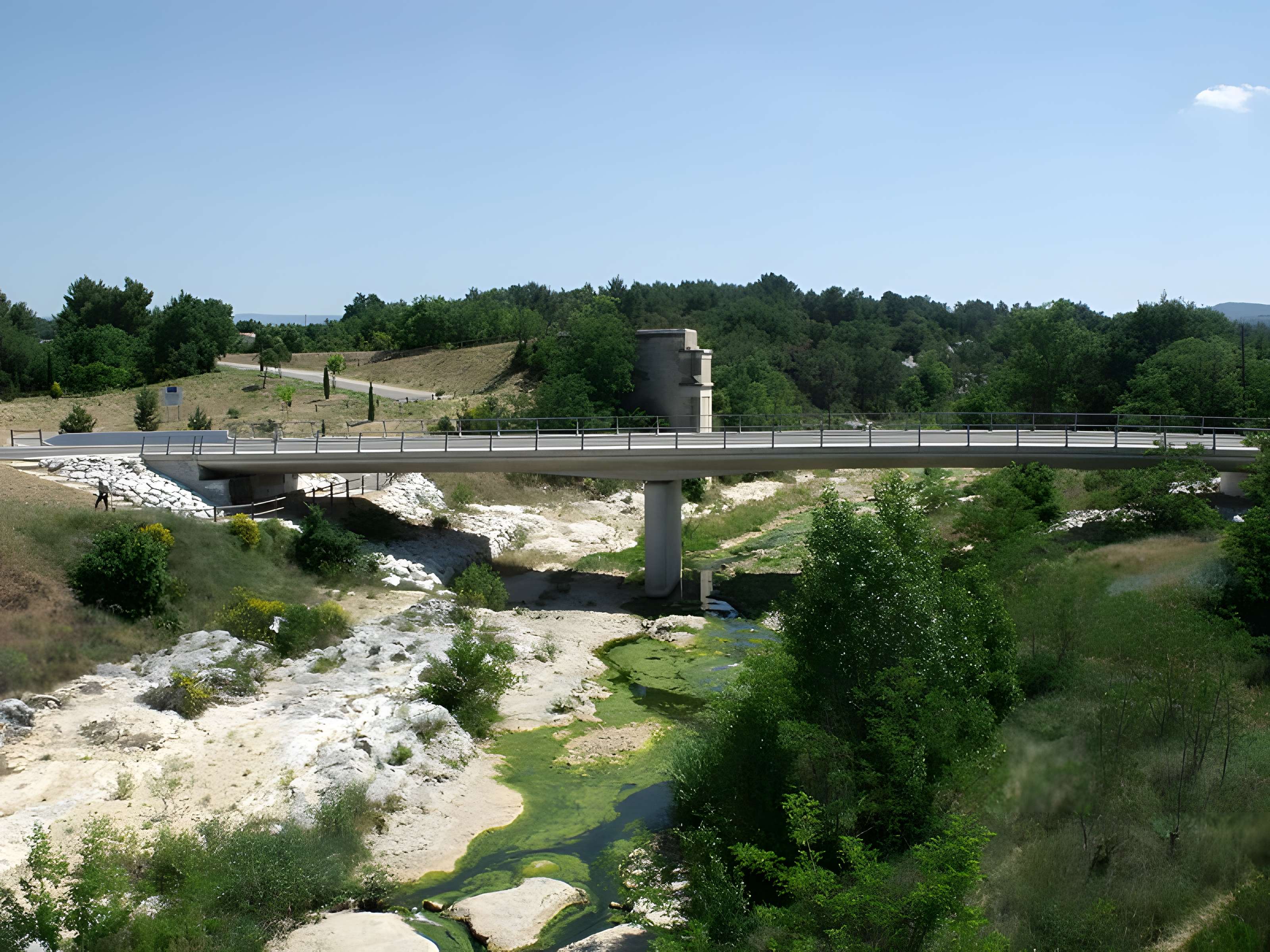 Pont Julien de Bonnieux