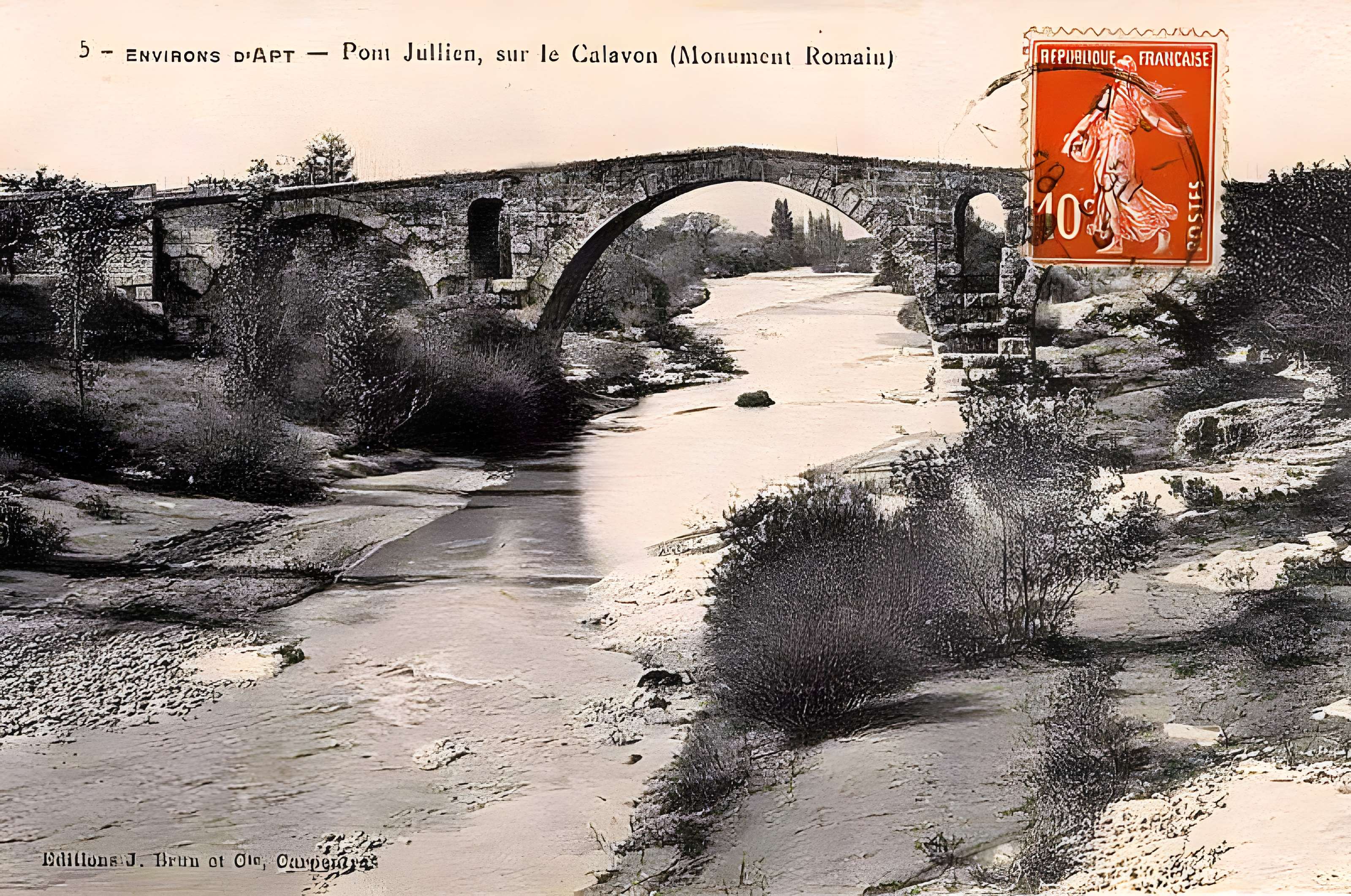 Pont Julien de Bonnieux