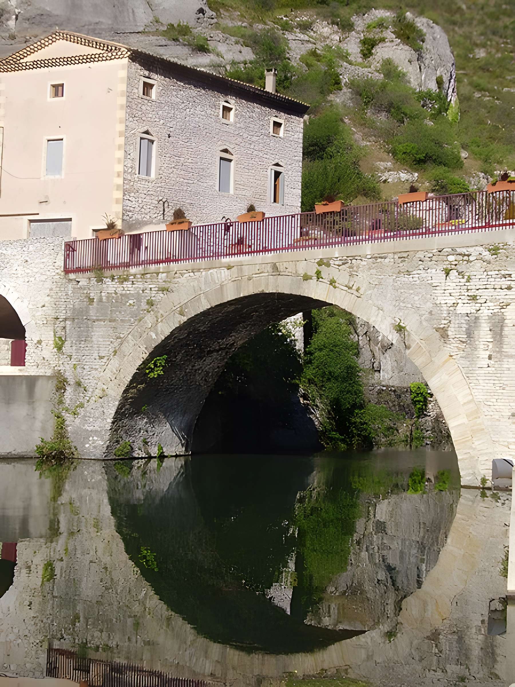 Pont romain du Pouzin