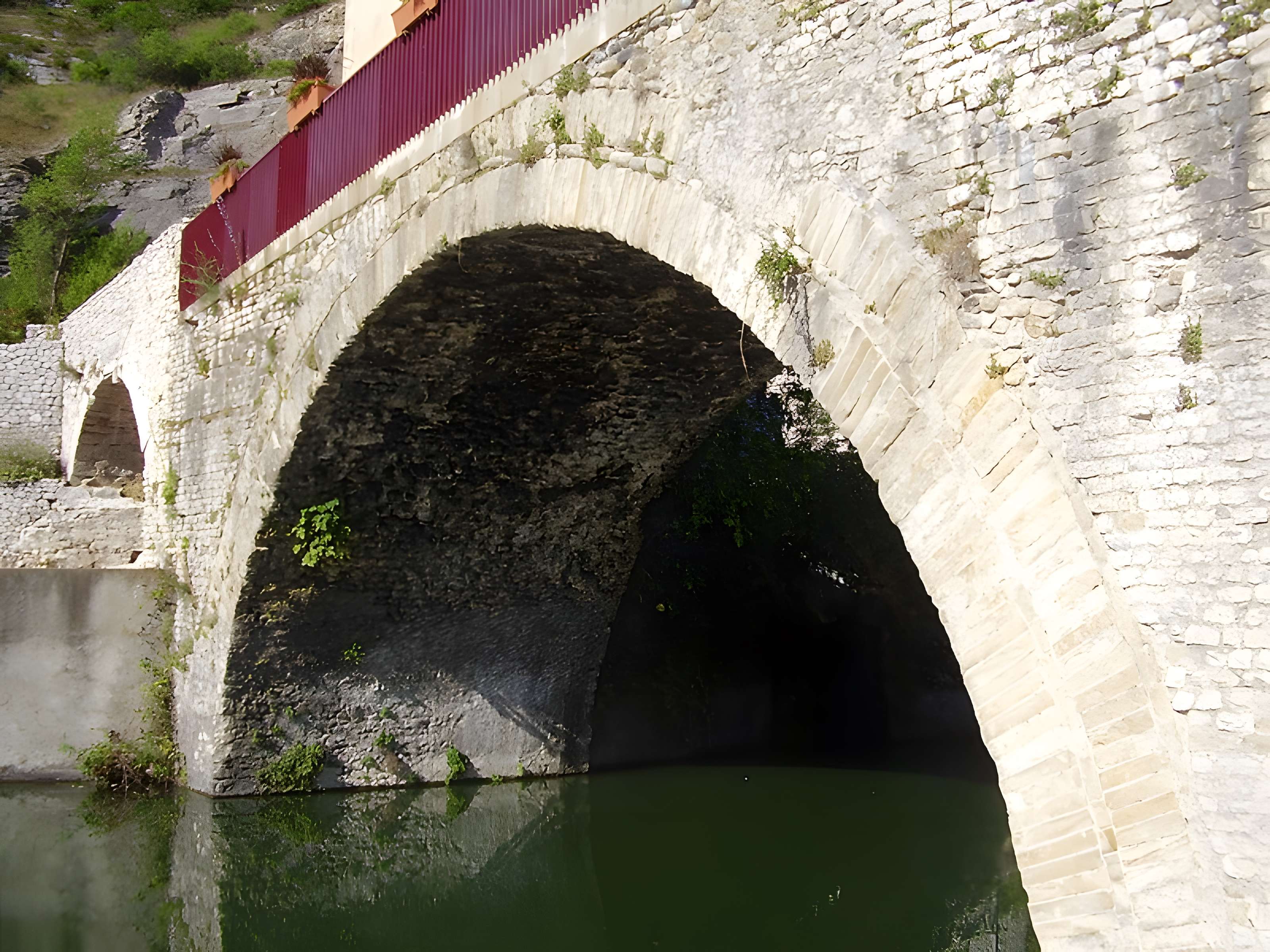 Pont romain du Pouzin