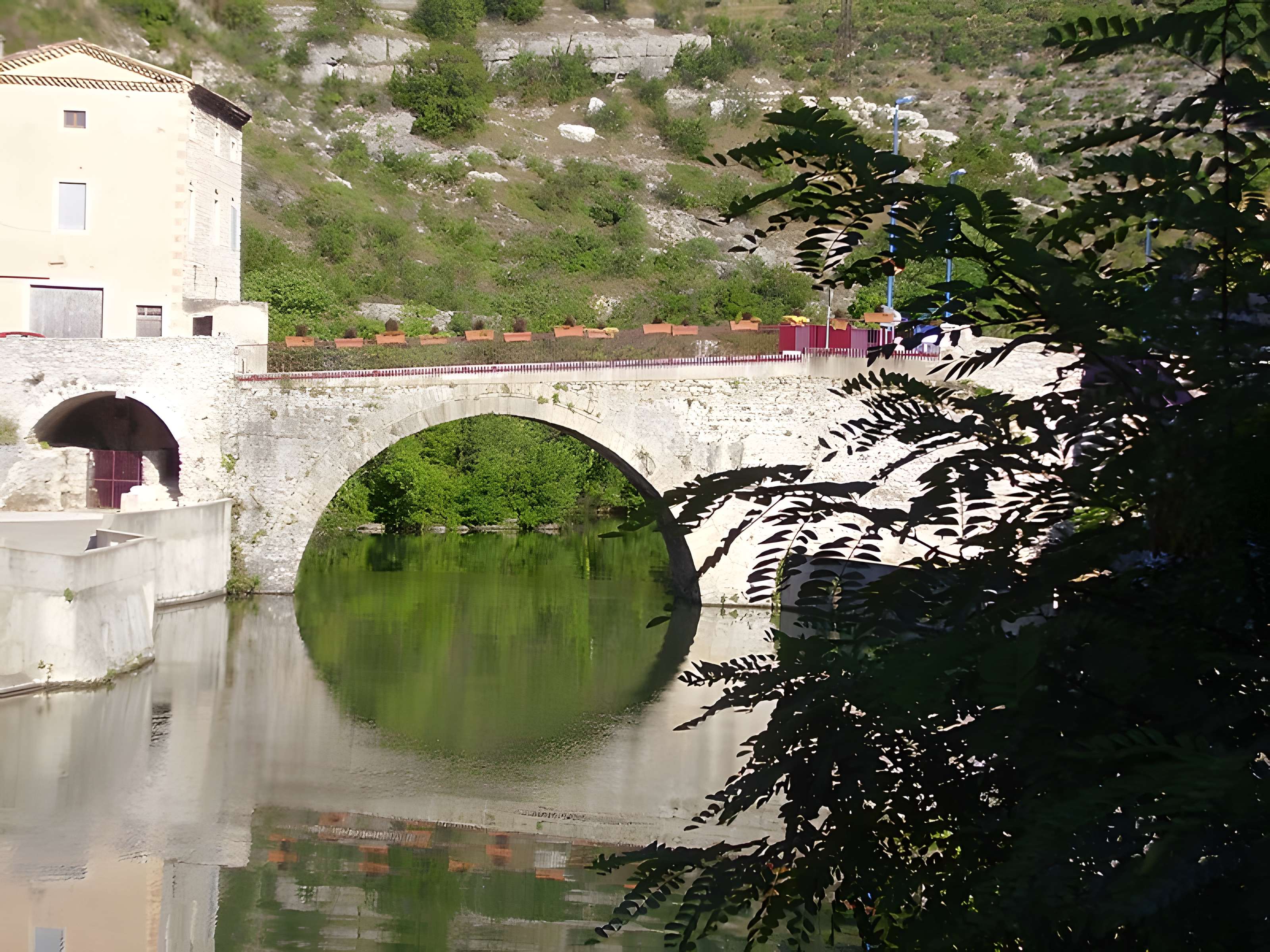 Pont romain du Pouzin