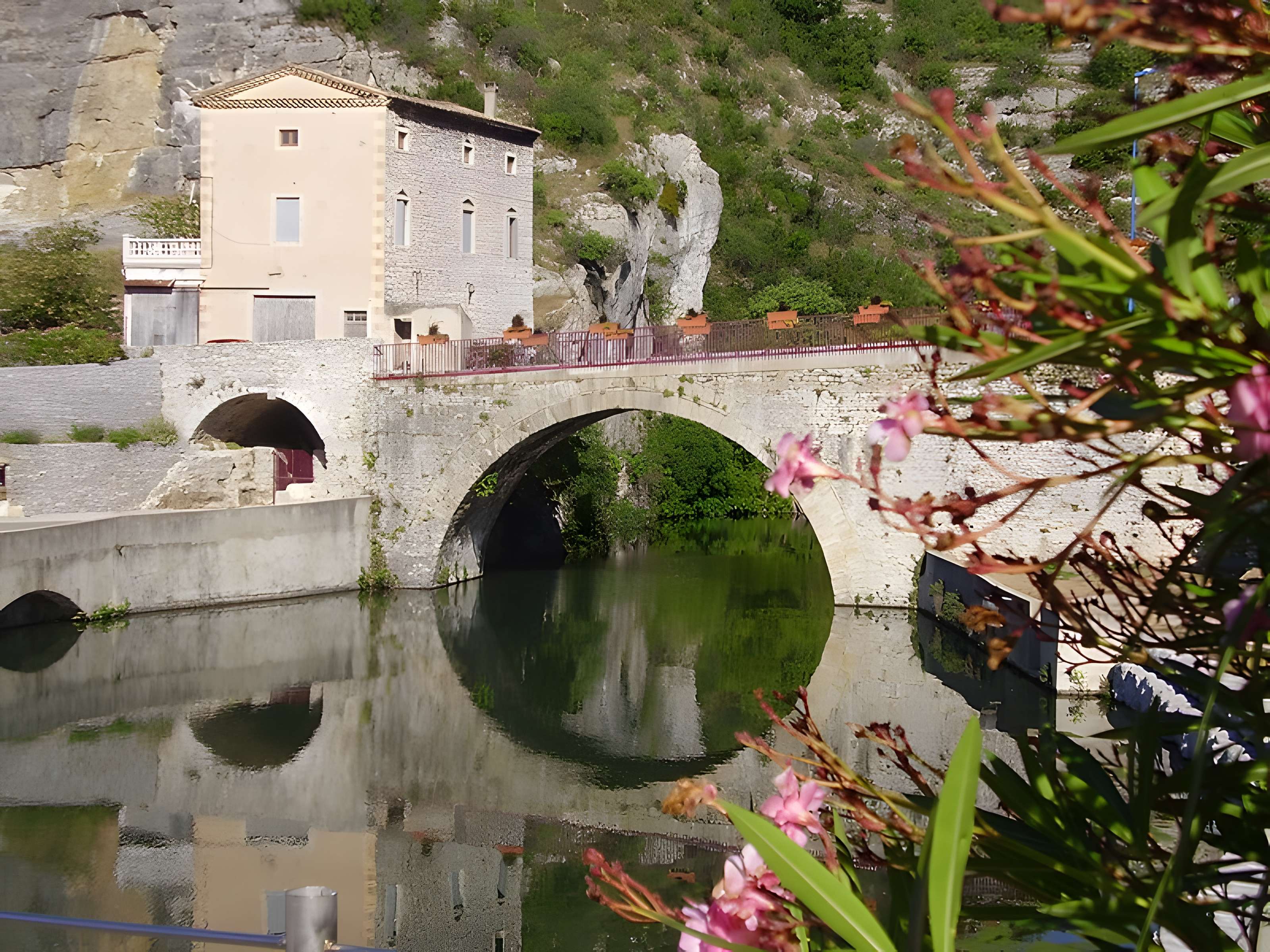 Pont romain du Pouzin