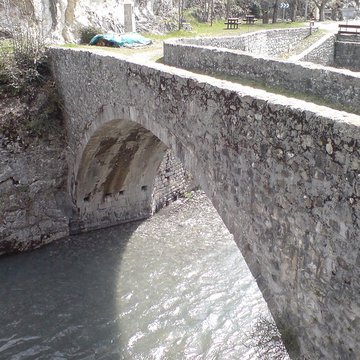 Pont Saint-Roch de Colmars
