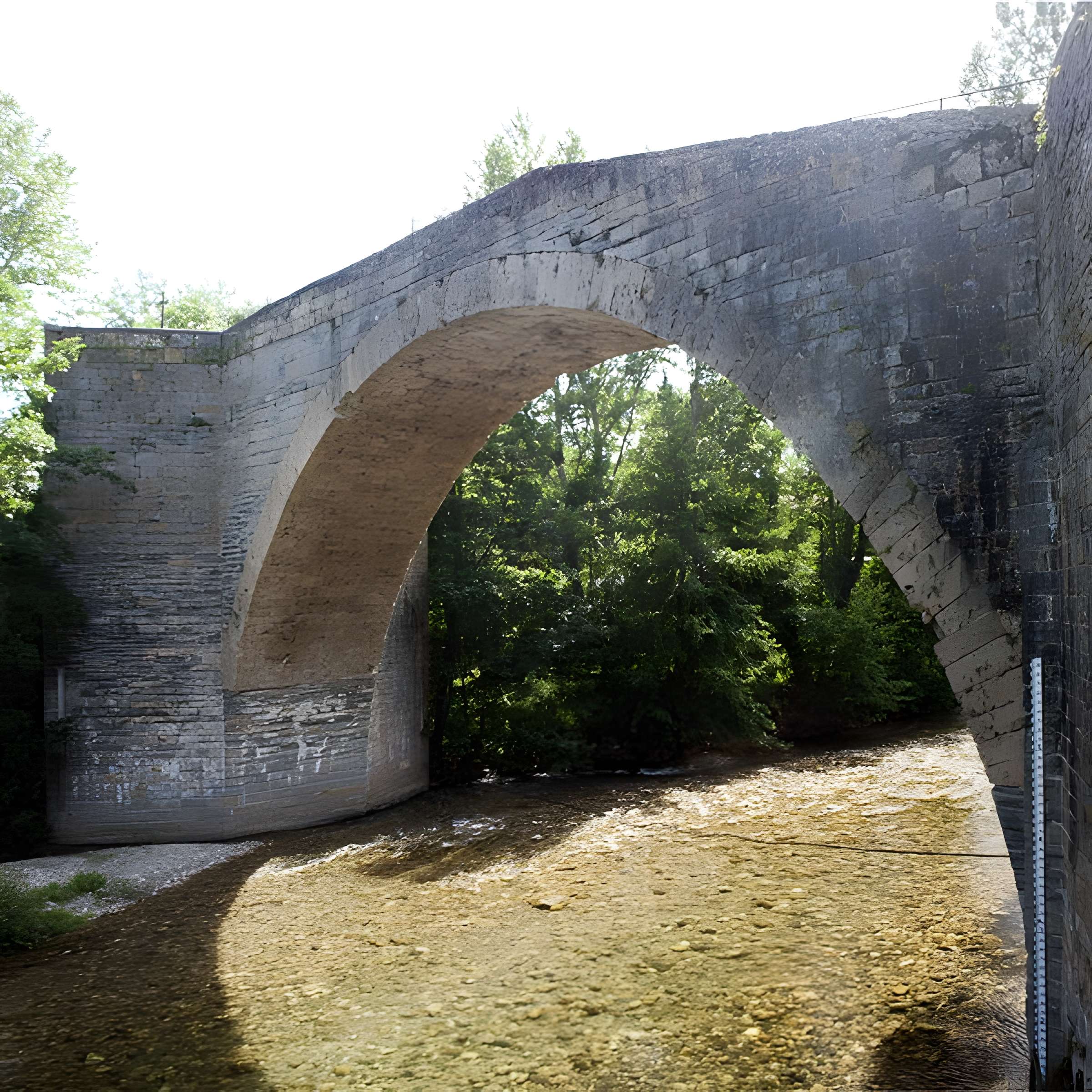 Pont sur la Dourbie de Nant 