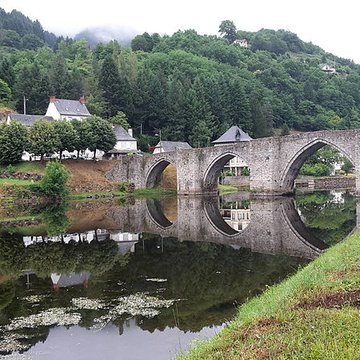 Pont sur la Truyère dEntraygues-sur-Truyère