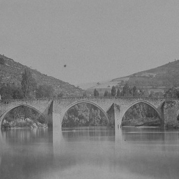 Pont sur la Truyère dEntraygues-sur-Truyère
