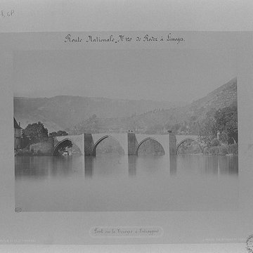 Pont sur la Truyère dEntraygues-sur-Truyère