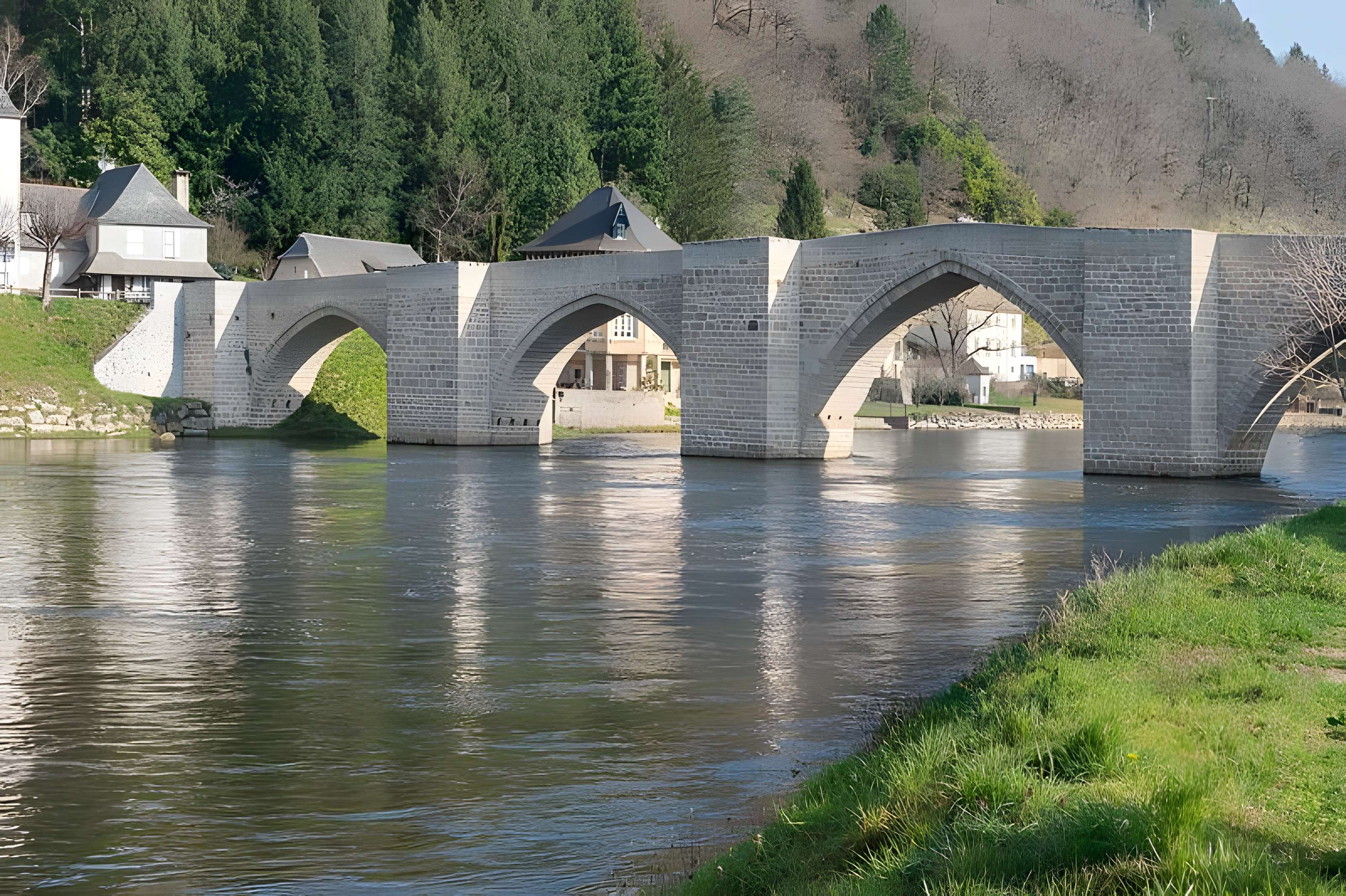 Pont sur la Truyère d'Entraygues-sur-Truyère