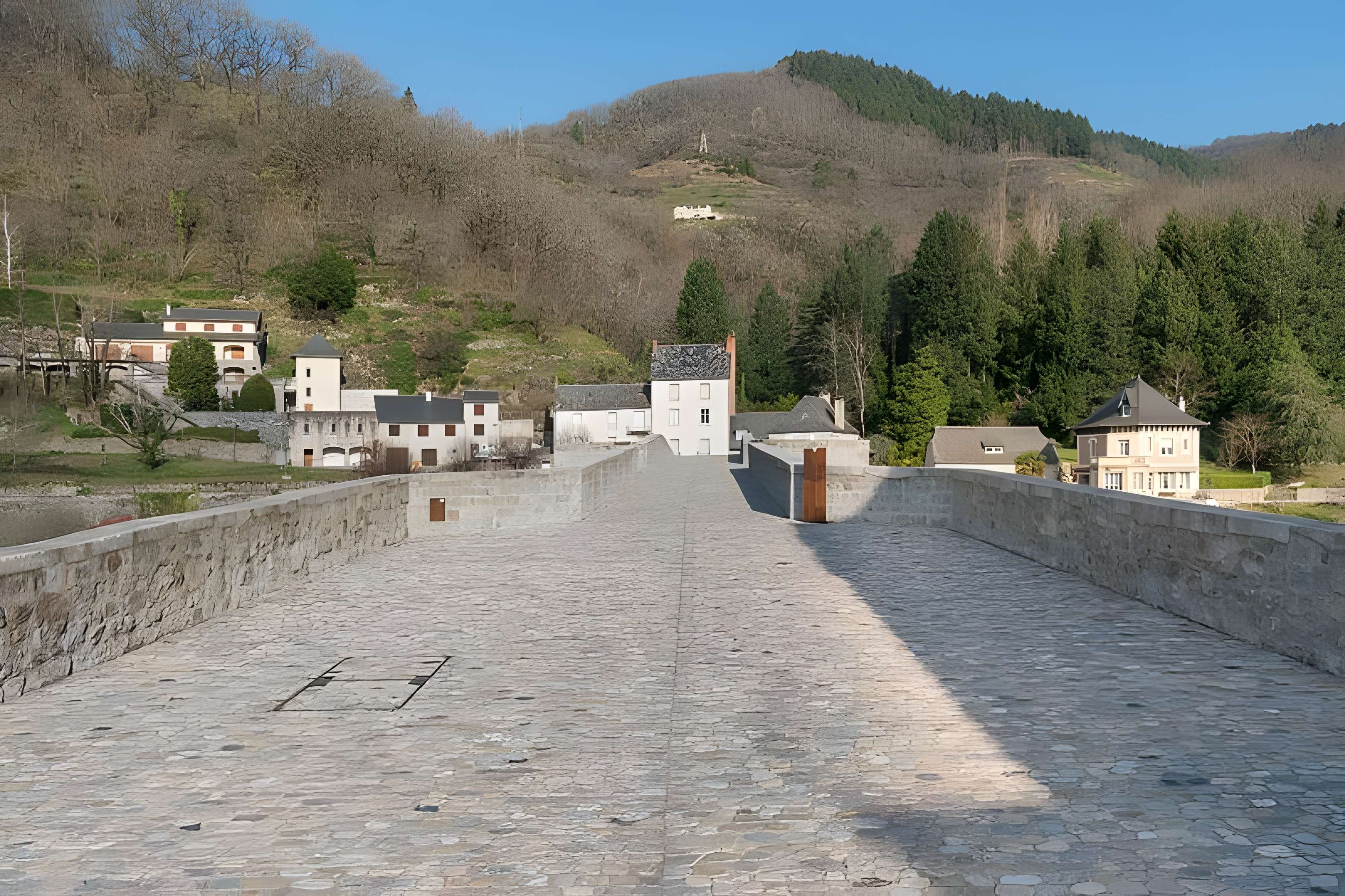 Pont sur la Truyère d'Entraygues-sur-Truyère