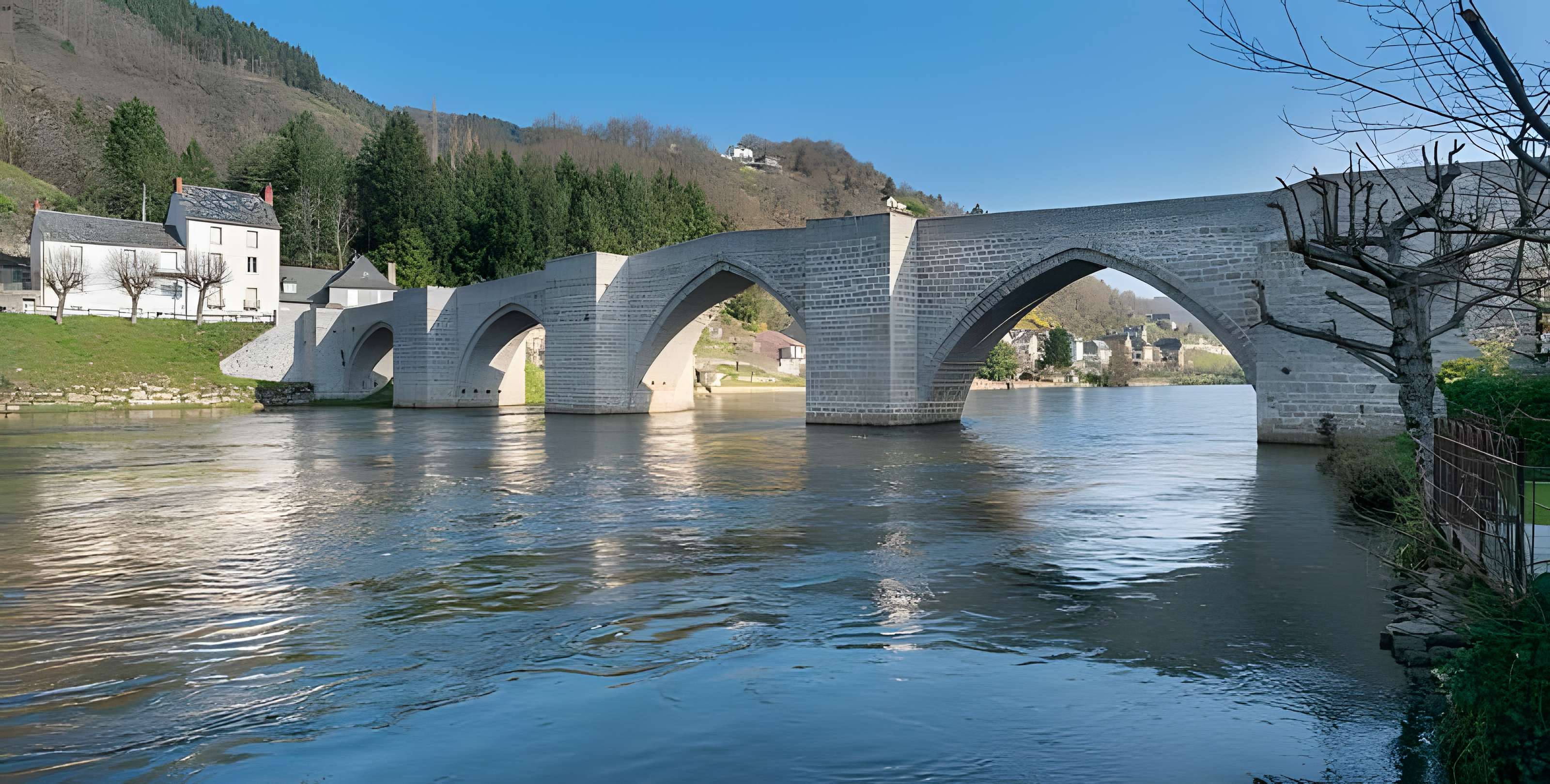 Pont sur la Truyère d'Entraygues-sur-Truyère