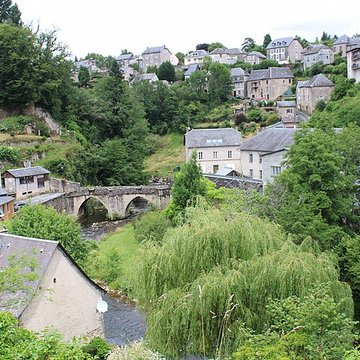 Pont sur la Vézère de Treignac