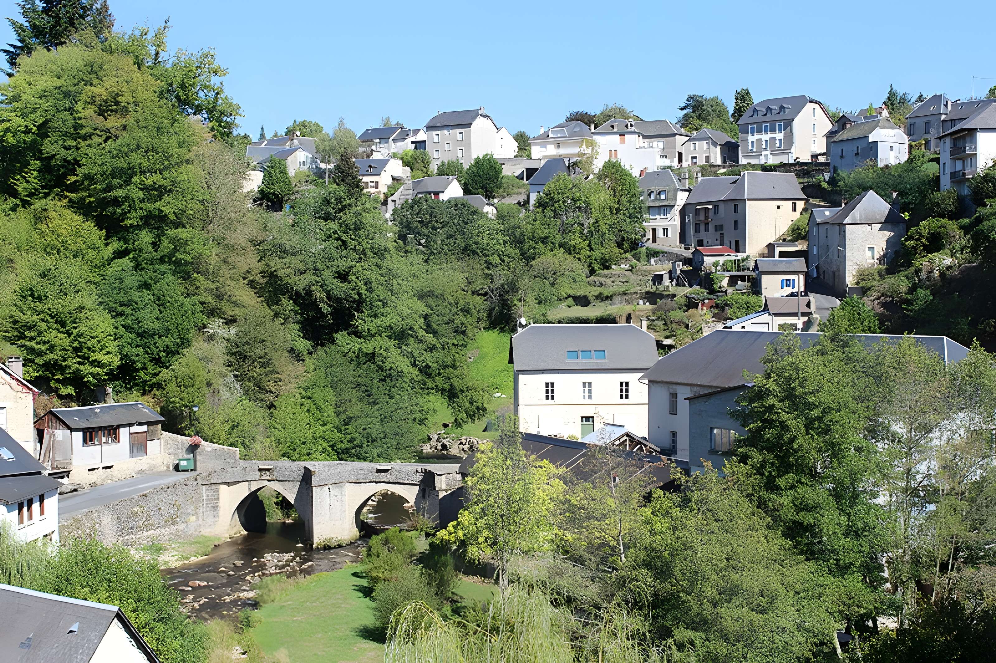 Pont sur la Vézère de Treignac