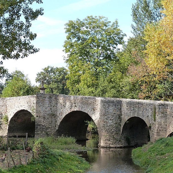 Photo de Pont sur lAveyron de Montrozier
