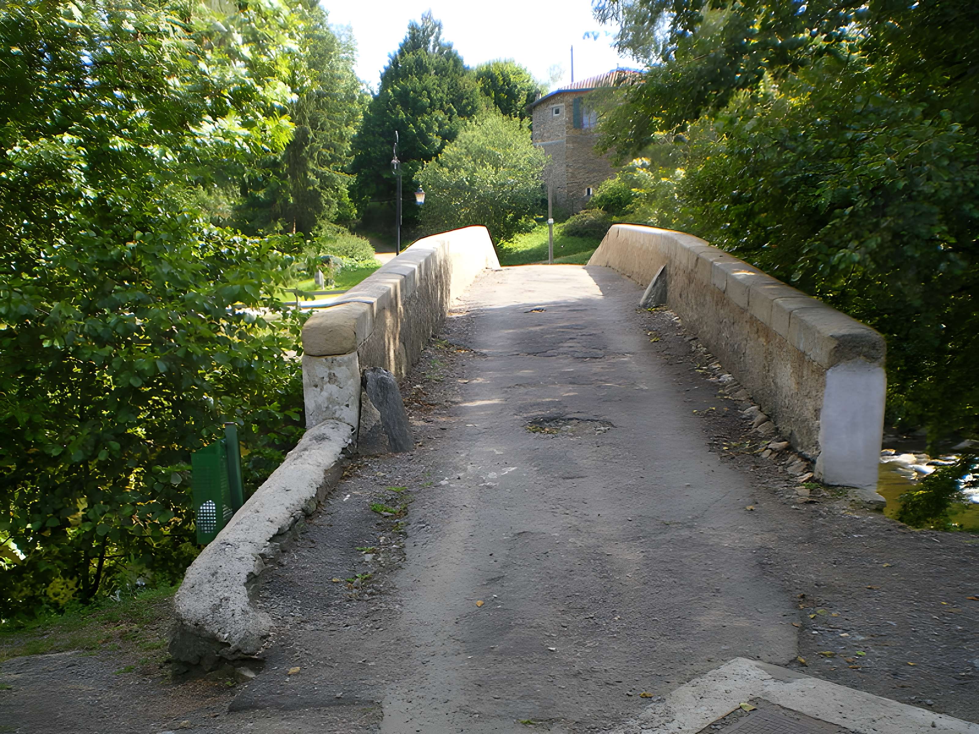 Pont sur le Célé à Bagnac-sur-Célé