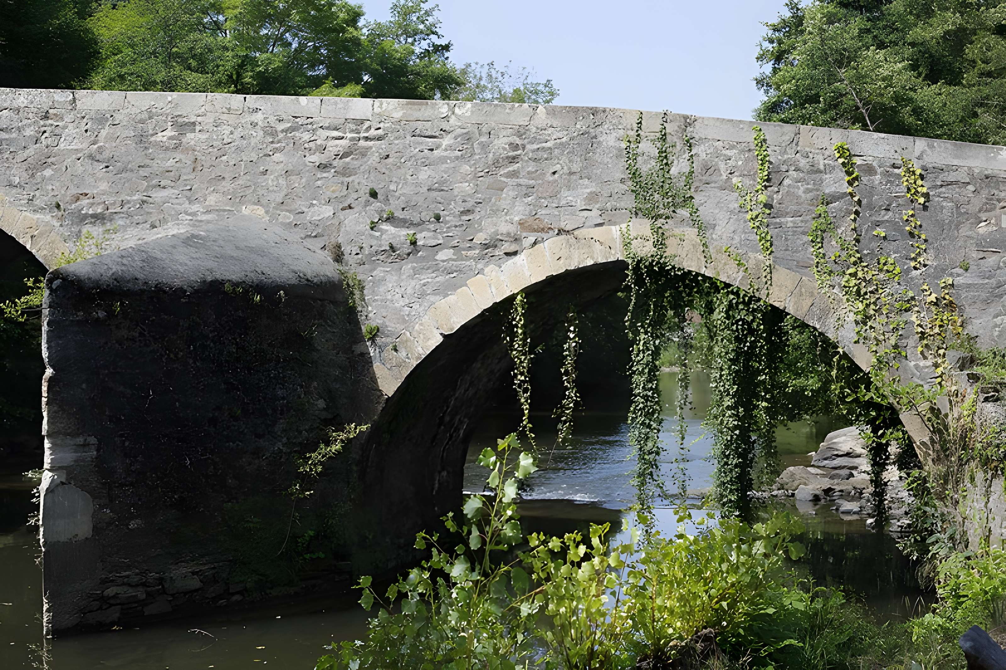 Pont sur le Célé à Bagnac-sur-Célé