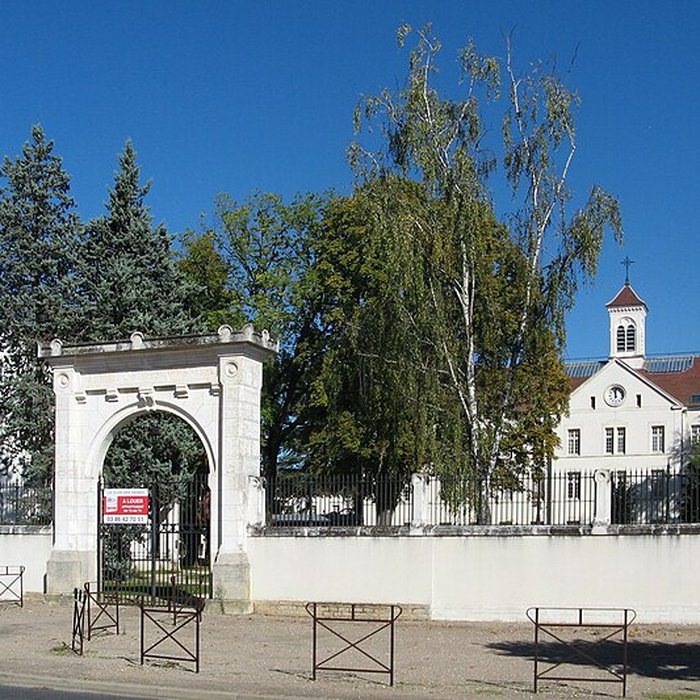 Photo de Ancien asile des aliénés, aujourdhui Centre Hospitalier Spécialisé de lYonne