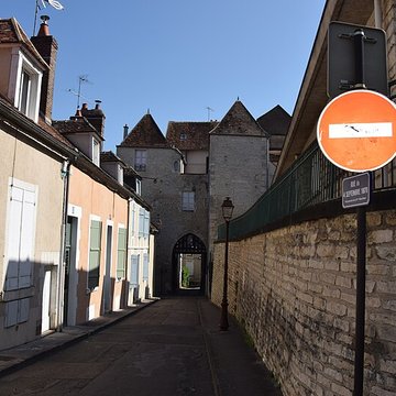 Porte de Ville