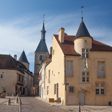 Maison à tourelle