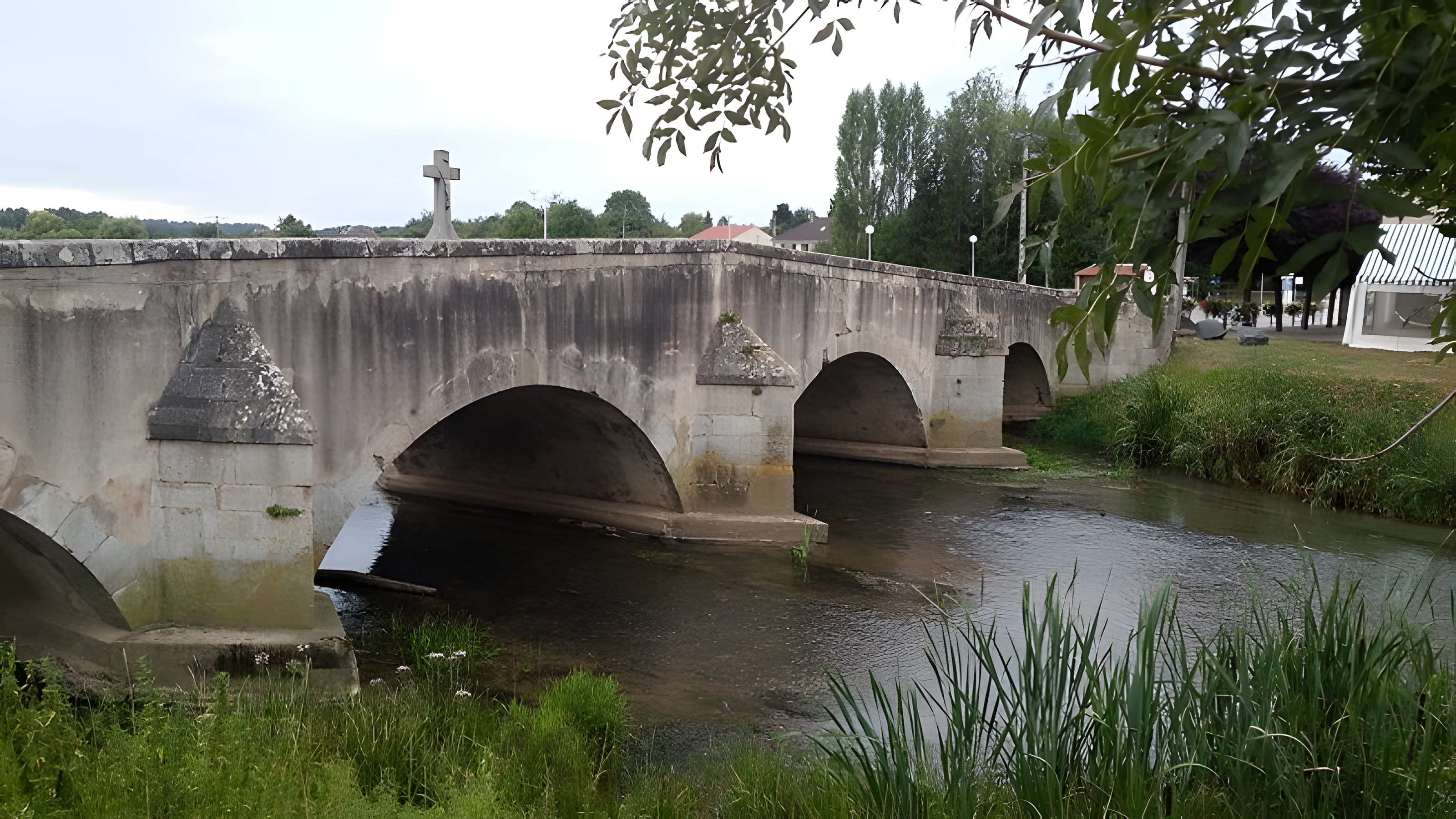 Pont sur le Sânon de Crévic 