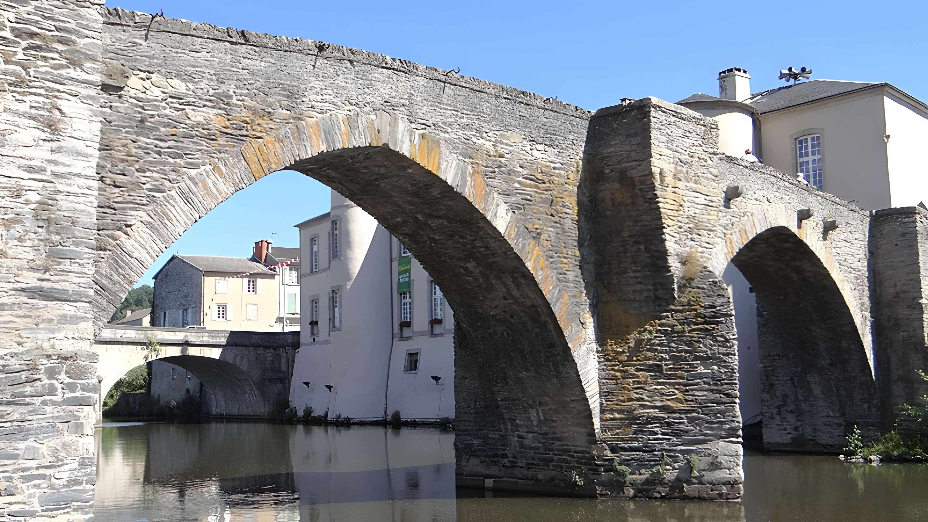 Pont vieux de Brassac