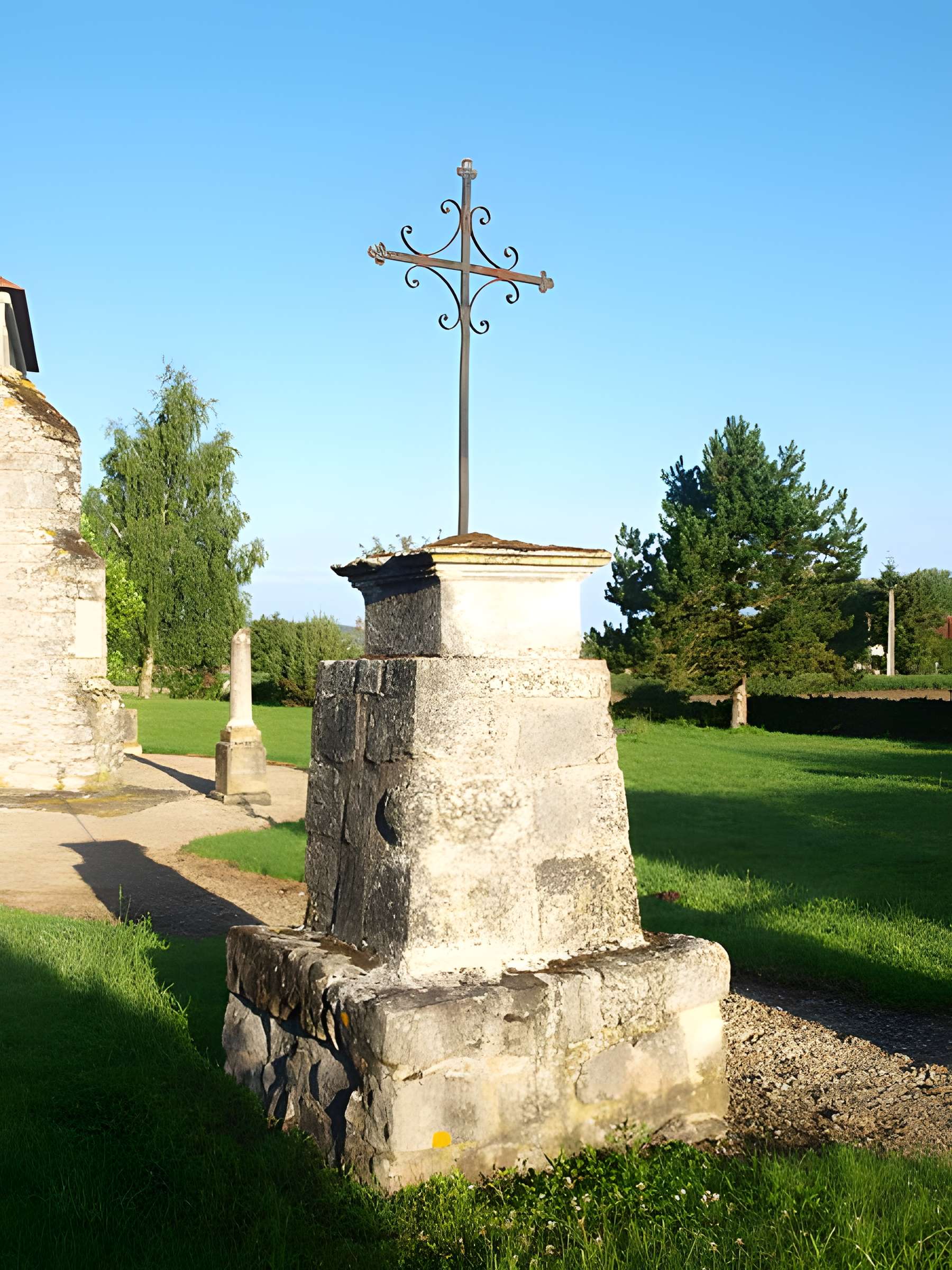 Cimetière désaffecté