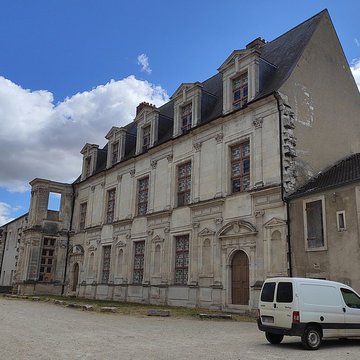 Ancien château des Comtes de Gondi