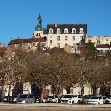 Ancien château des Comtes de Gondi