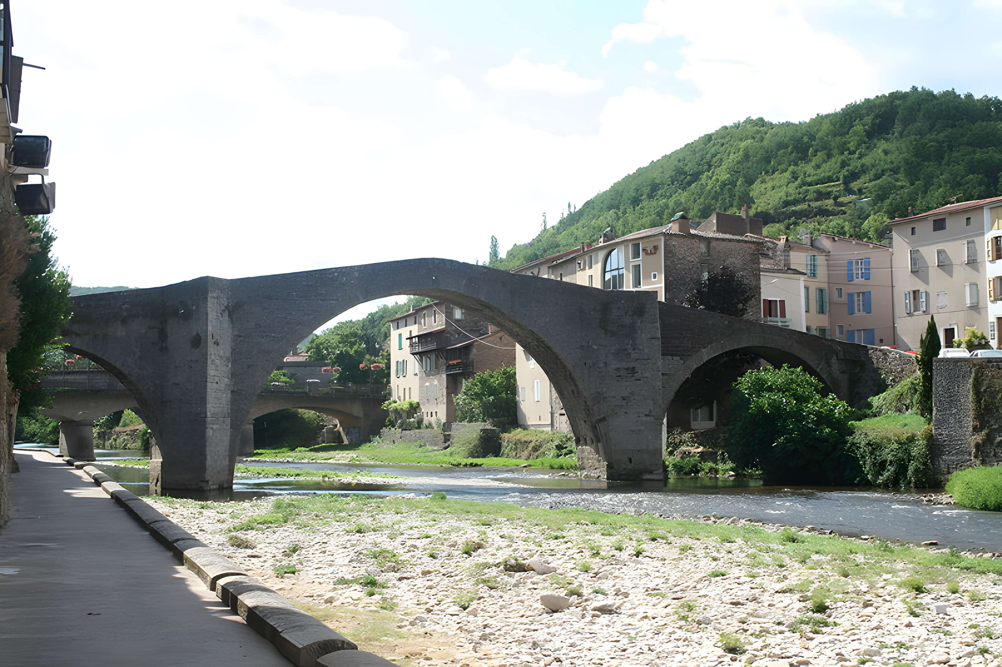 Pont Vieux de Saint-Affrique