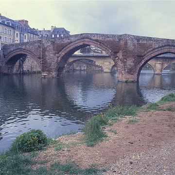 Pont Vieux dEspalion