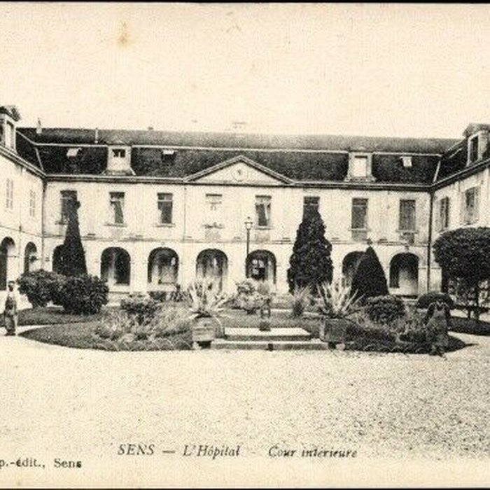 Photo de Hôpital Saint-Jean