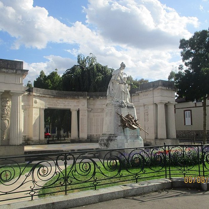 Photo de Monument aux morts de larrondissement de Sens