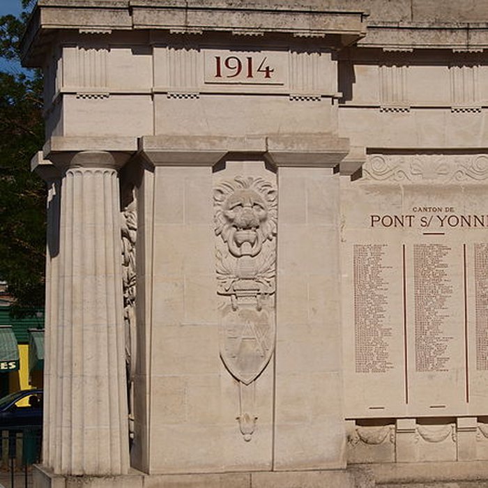 Photo de Monument aux morts de larrondissement de Sens
