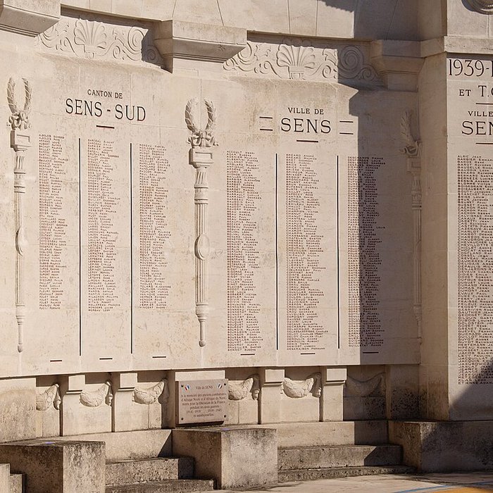 Photo de Monument aux morts de larrondissement de Sens
